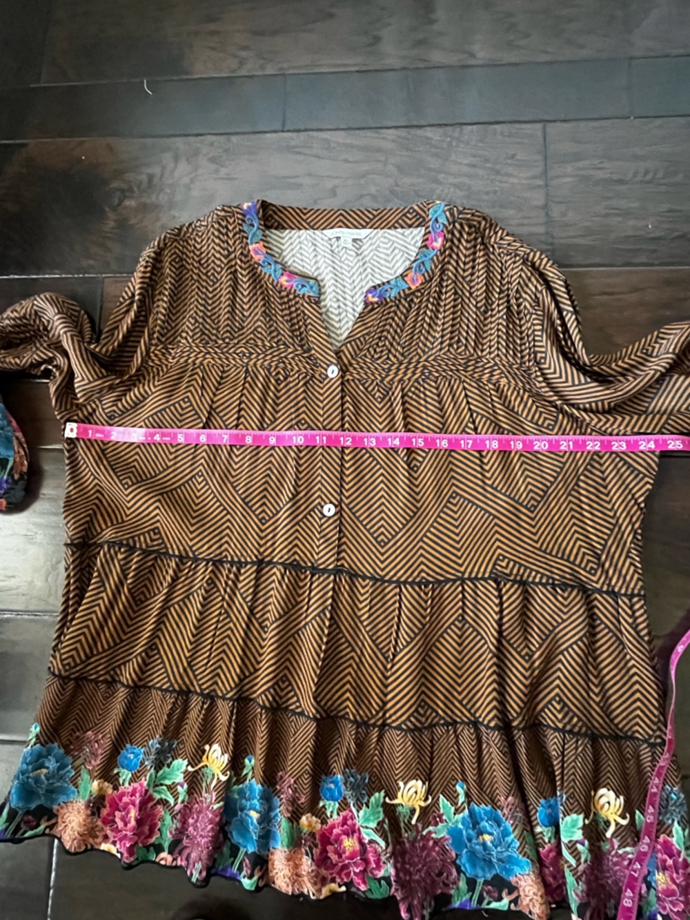 NWOT John Mark Brown embroidered tunic top; Size XL - Picture 5 of 12
